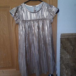Girls size 5T NWOT Gold Lamé A-line pleated dress